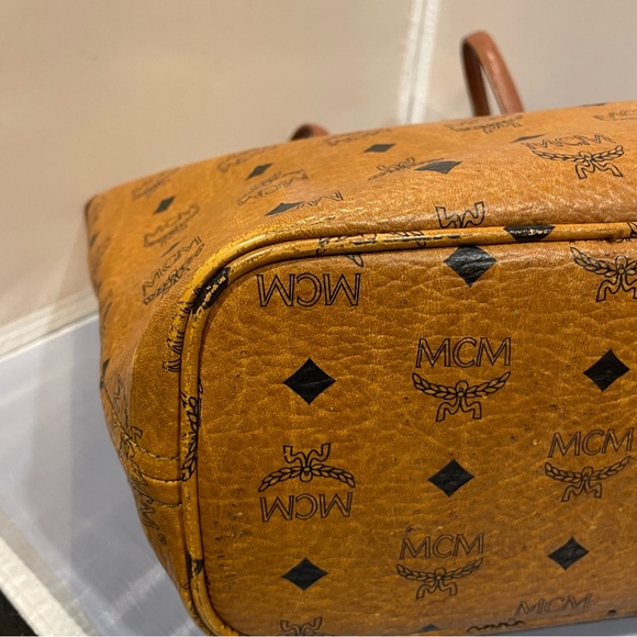 Used MCM Visetos German Brown Leather Gold HW Zippered Tote Bag Purse Auth Read! - Picture 4 of 16